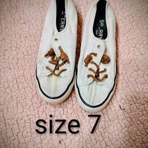 🦃 4 for $15 Sperry White Canvas Sneakers with Brown Laces